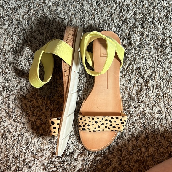 Dolce Vita micro wedges/flat sandals - Picture 3 of 3